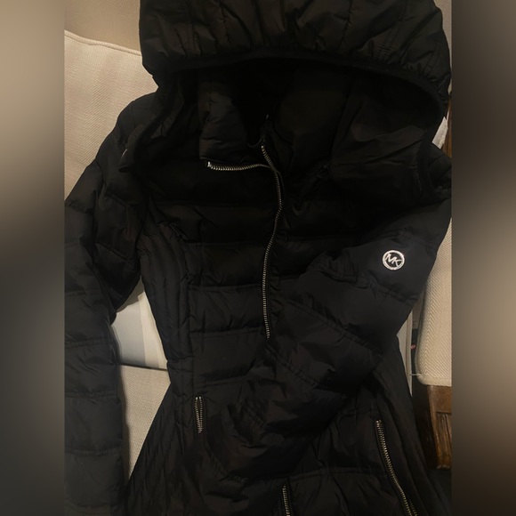 MICHAEL KORS Winter Coat. - Picture 4 of 5